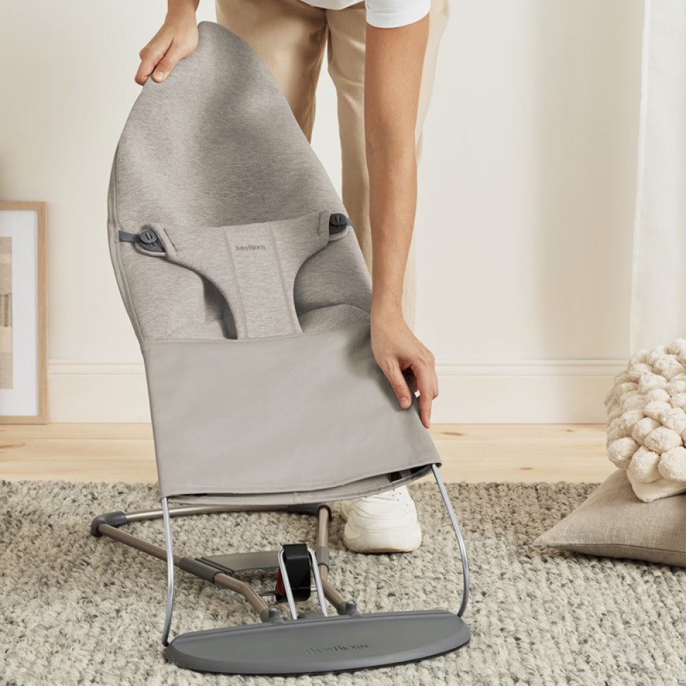 Ρηλάξ BabyBjorn Bliss 3D Jersey Sand Grey Ρηλάξ BabyBjorn Bliss 3D Jersey Sand Grey