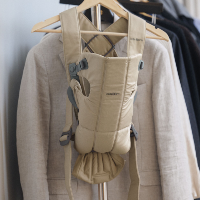 Μάρσιπος BabyBjorn Mini Woven Beige