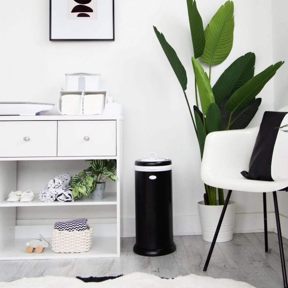 Κάδος Απόρριψης Πάνας Ubbi Matte Black Κάδος Απόρριψης Πάνας Ubbi Matte Black